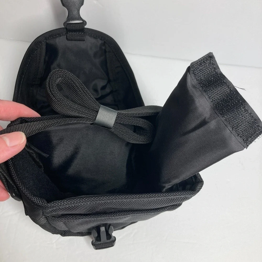 Canon PowerShot Deluxe Soft Case PSC-4200 with Adjustable Strap Black Charcoal‎